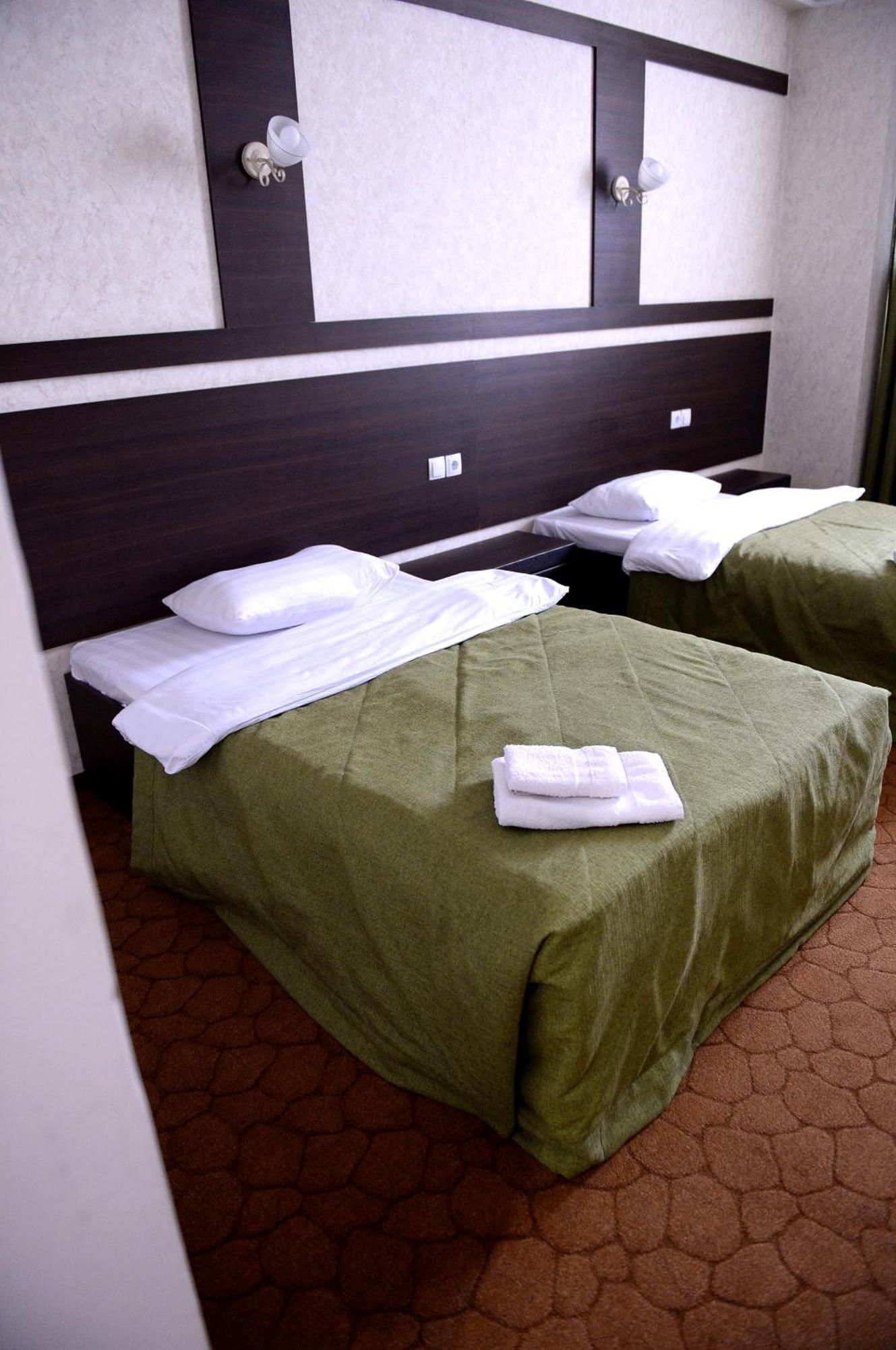 Pride Hotel Taraz Exterior photo